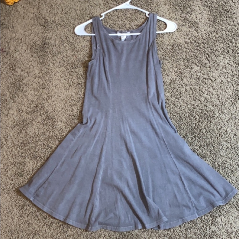 Women’s dress